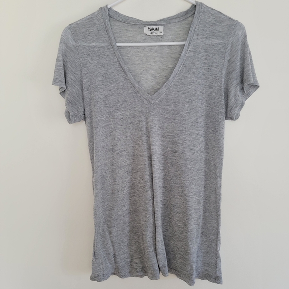 Sam & Lavi Tops - Sam & Lavi Basic Grey Tee